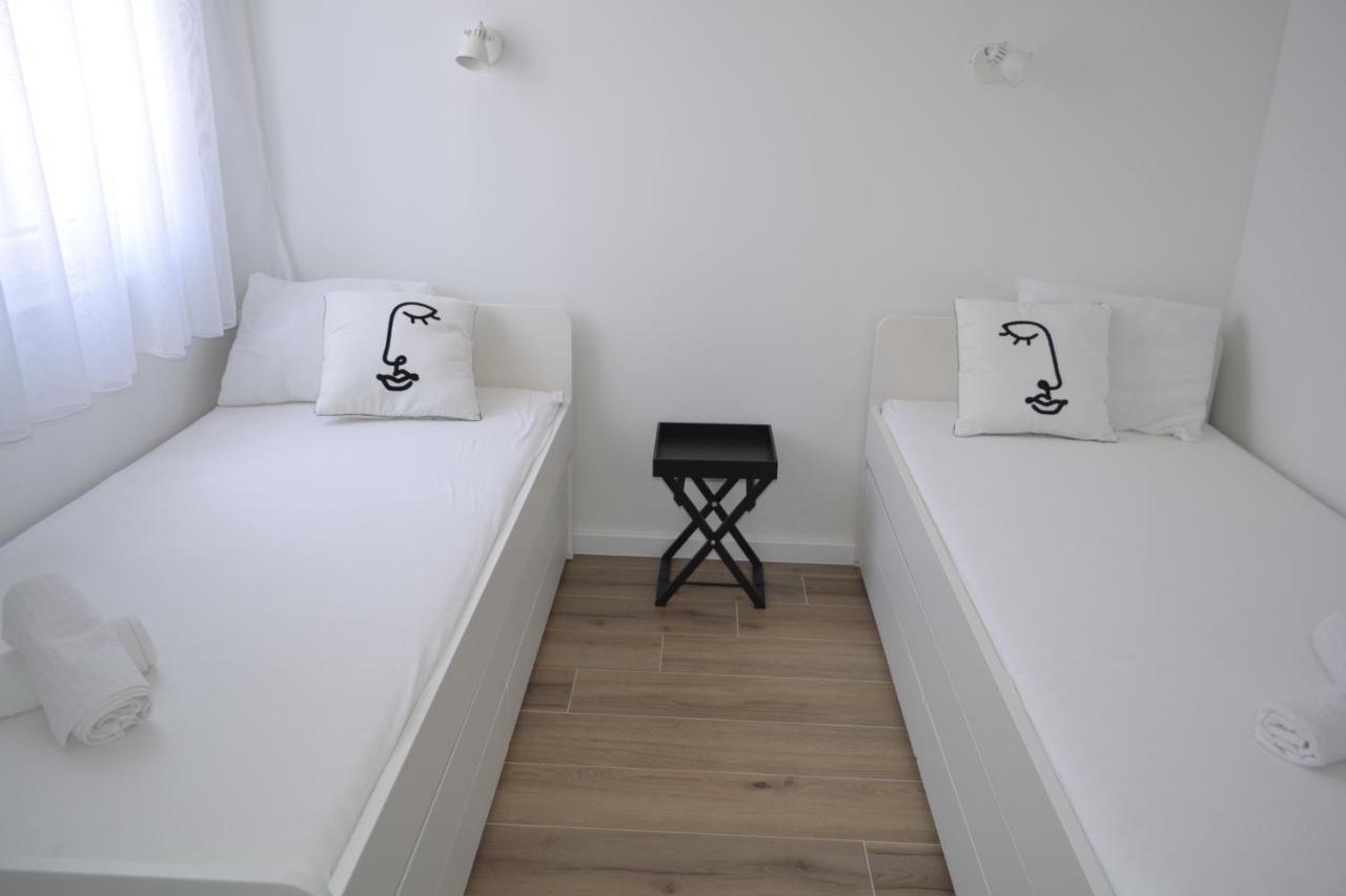 Villa Apartment Joel Трогир Экстерьер фото
